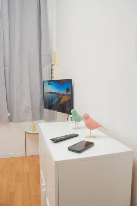 Le Moineau -Poterne -Parking Gratuit -Calme-Centre Apartment Valenciennes Bagian luar foto